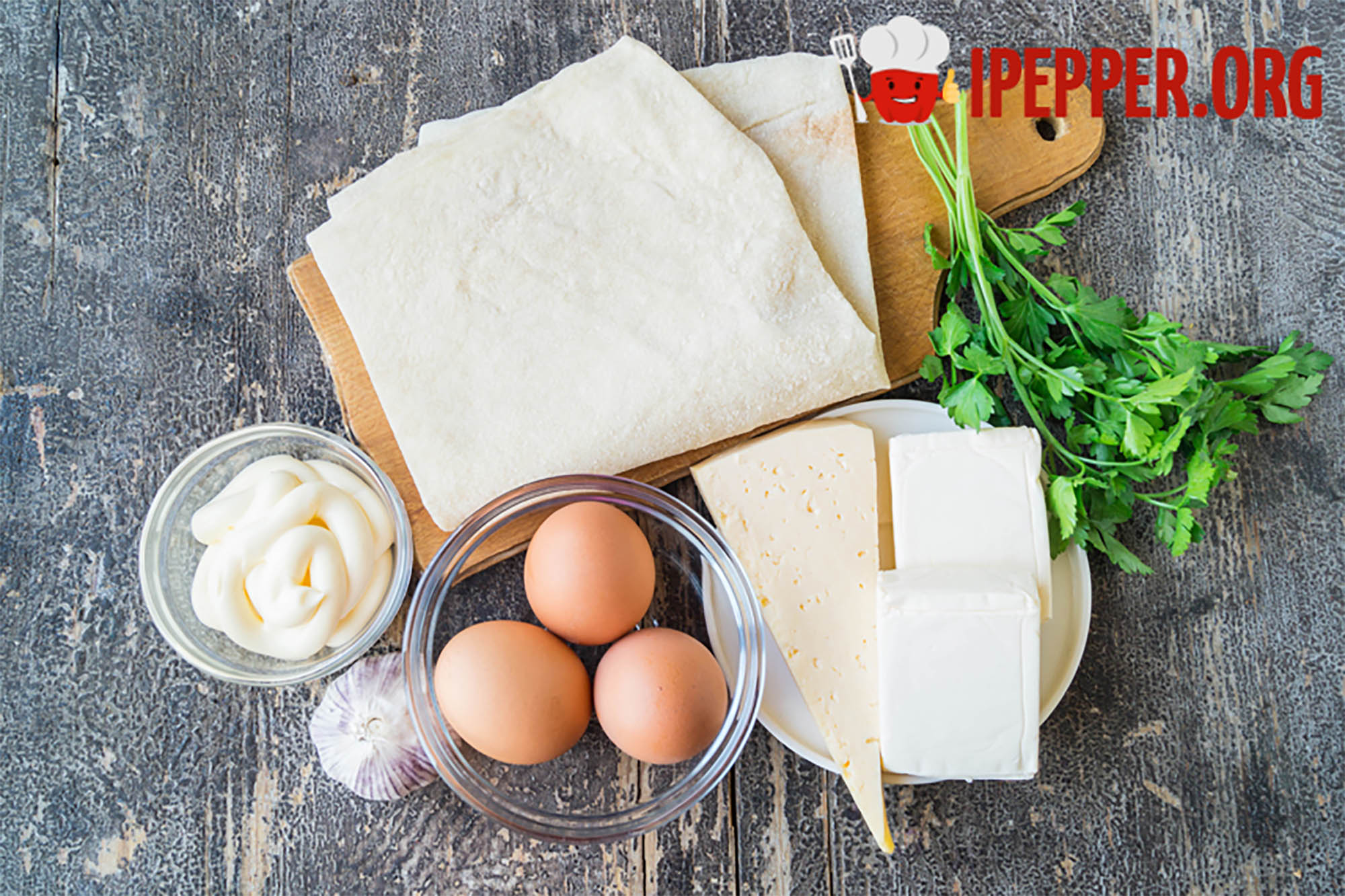 Описание рецепта Рулет из лаваша с яйцом и сыром