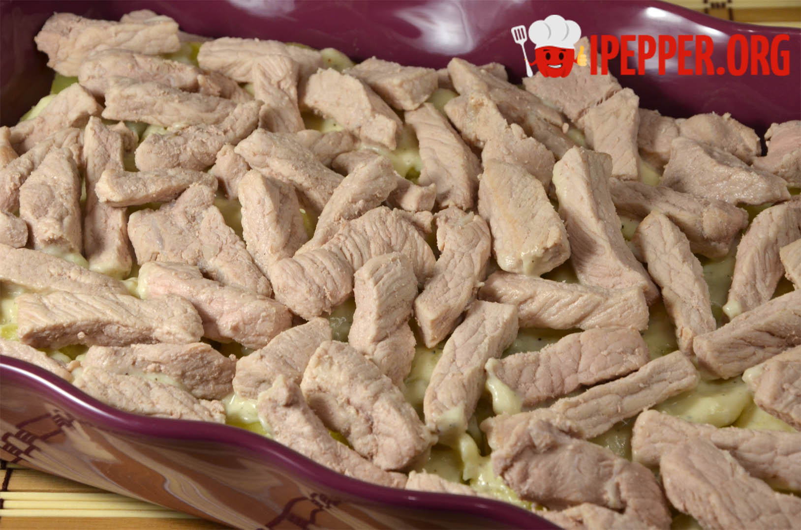 Рецепт Свинина с картофелем и грибами, запеченная под соусом бешамель. Шаг 12