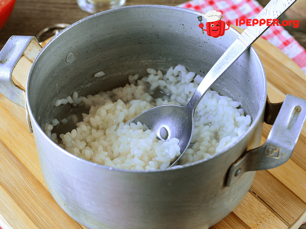 Рецепт Фаршированный перец с рисом и фаршем. Шаг 1