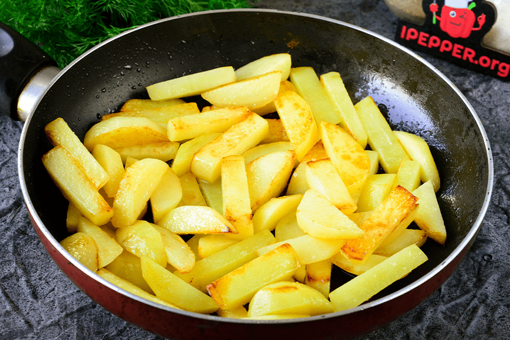 Рецепт Жареный картофель с беконом. Шаг 5