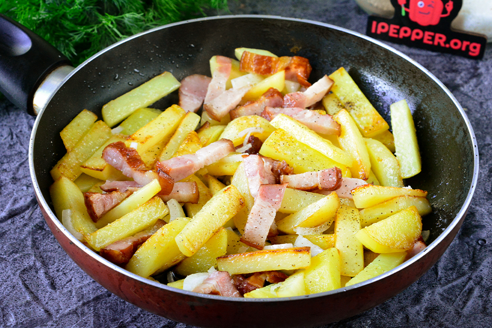 Рецепт Жареный картофель с беконом. Шаг 8